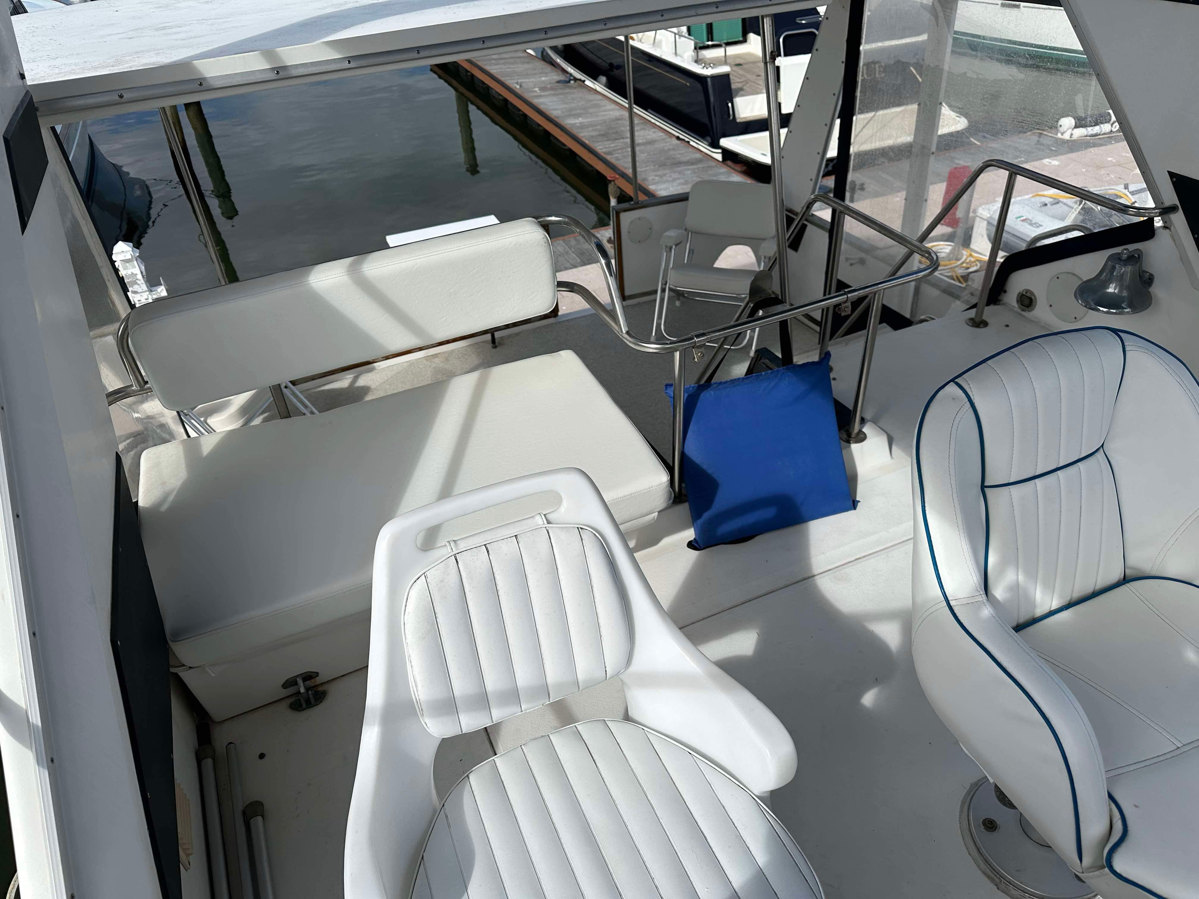 1989 Sea Ray 380 - 87