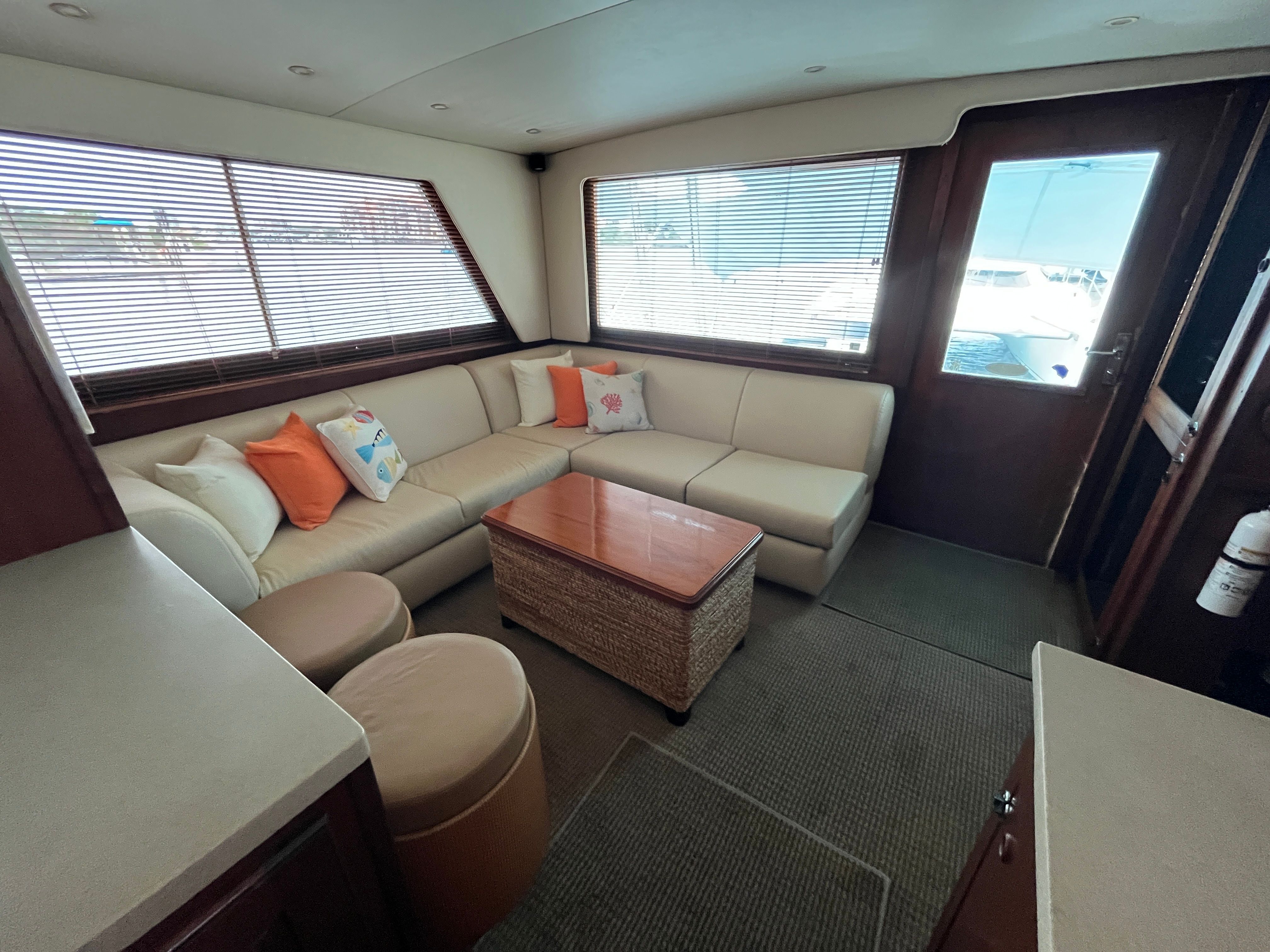 1980 Hatteras 55 Convertable - 19