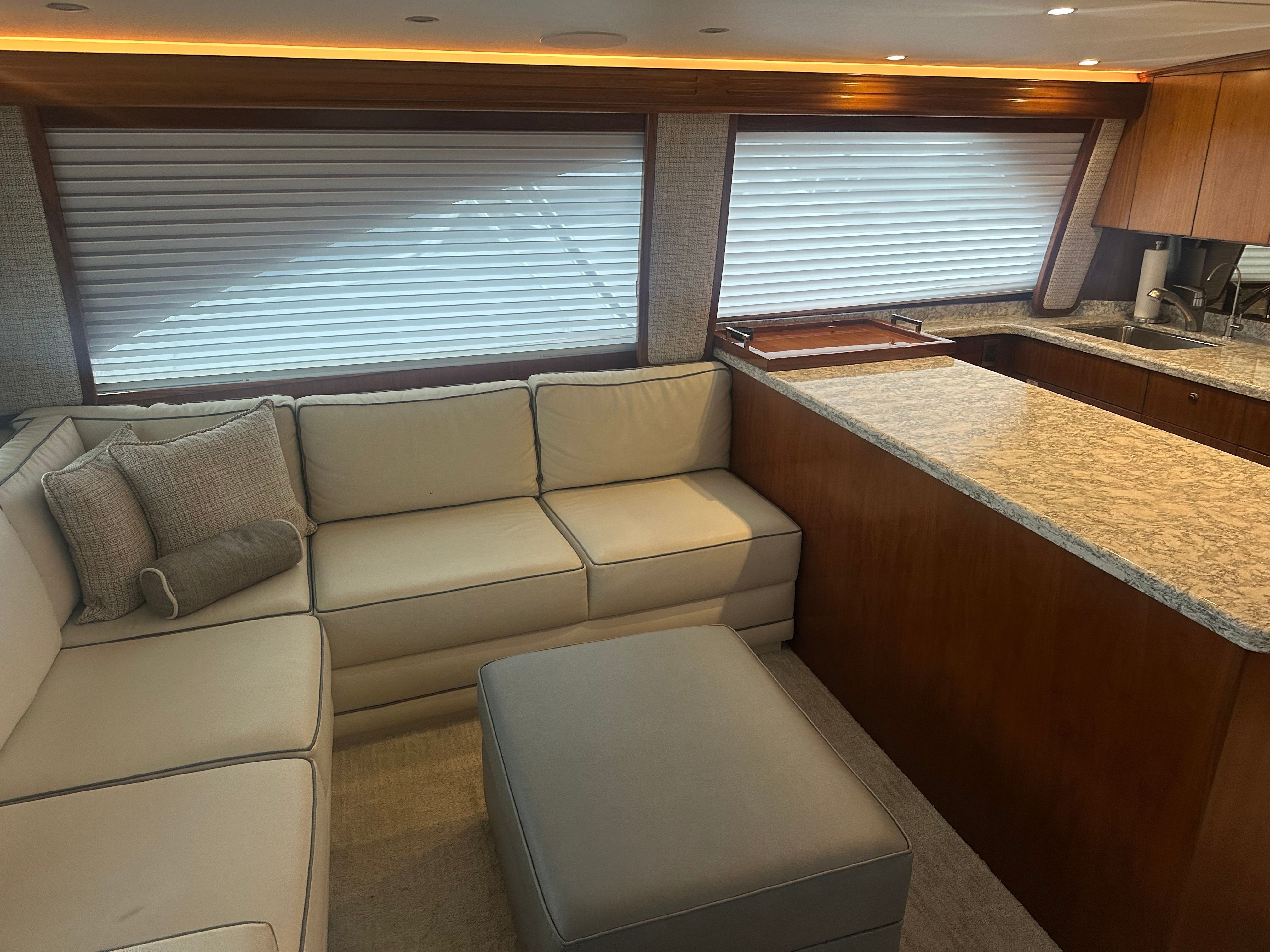 2021 Viking 58 - 11