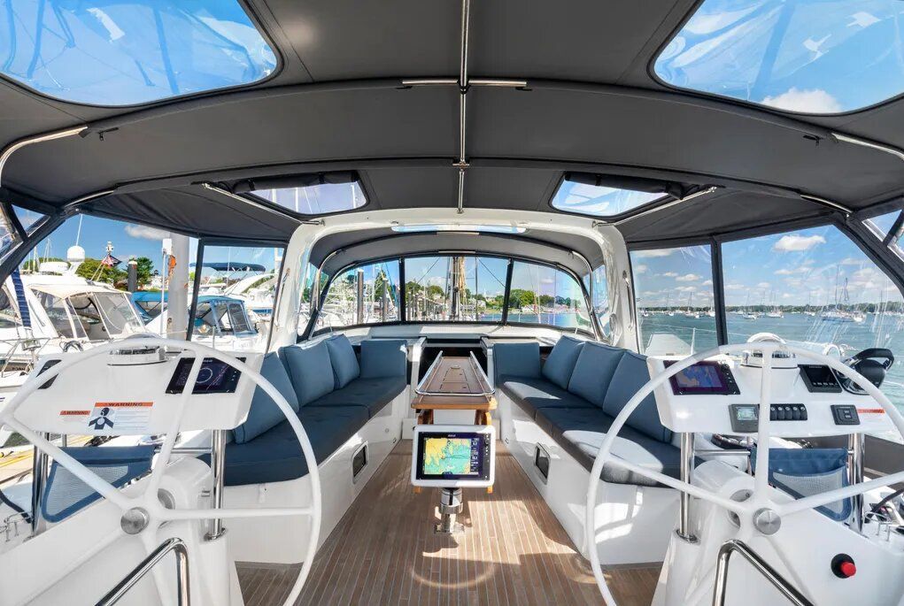 2016 Beneteau Oceanis 60 - 9