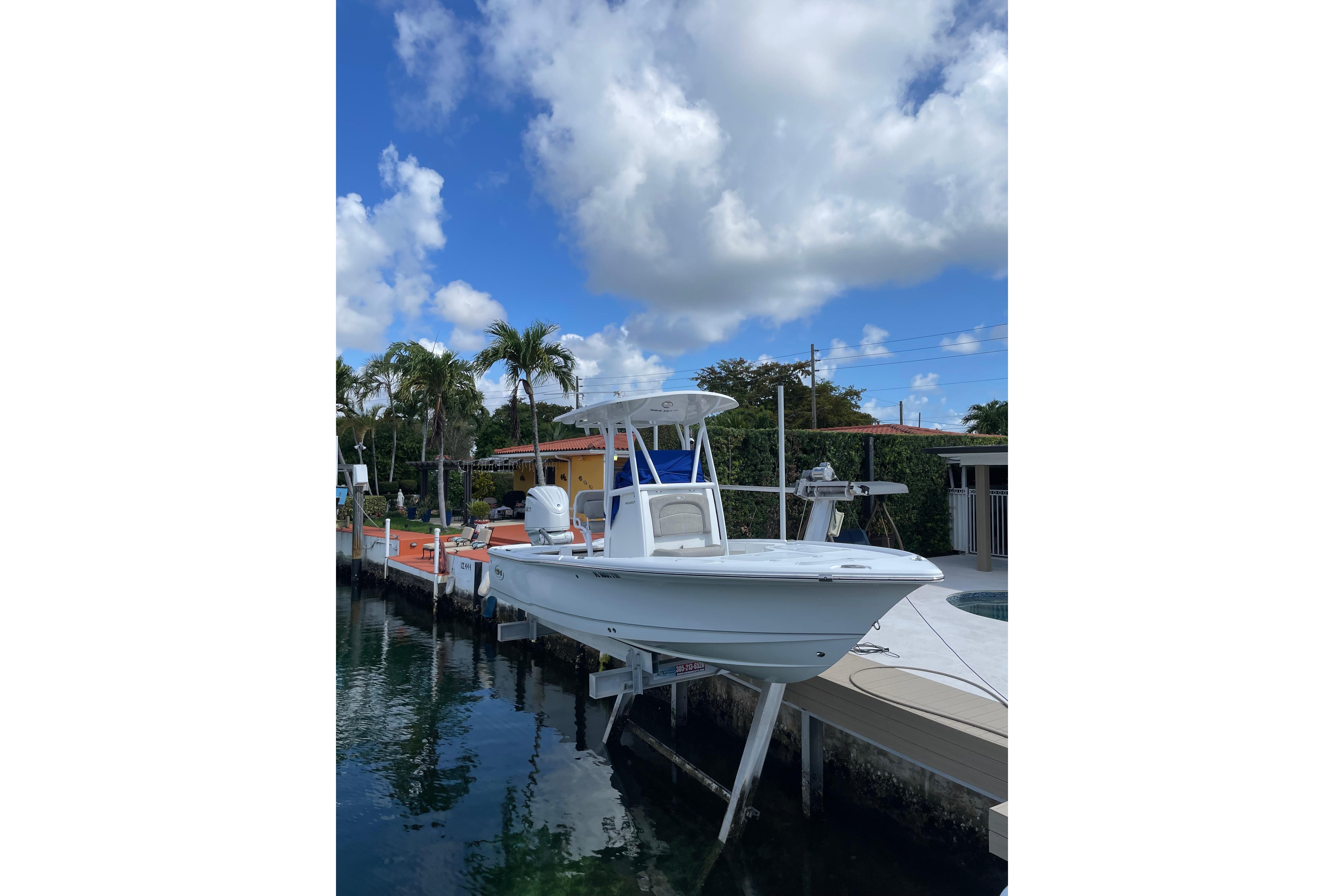 2024 Sea Hunt BX 22 BR