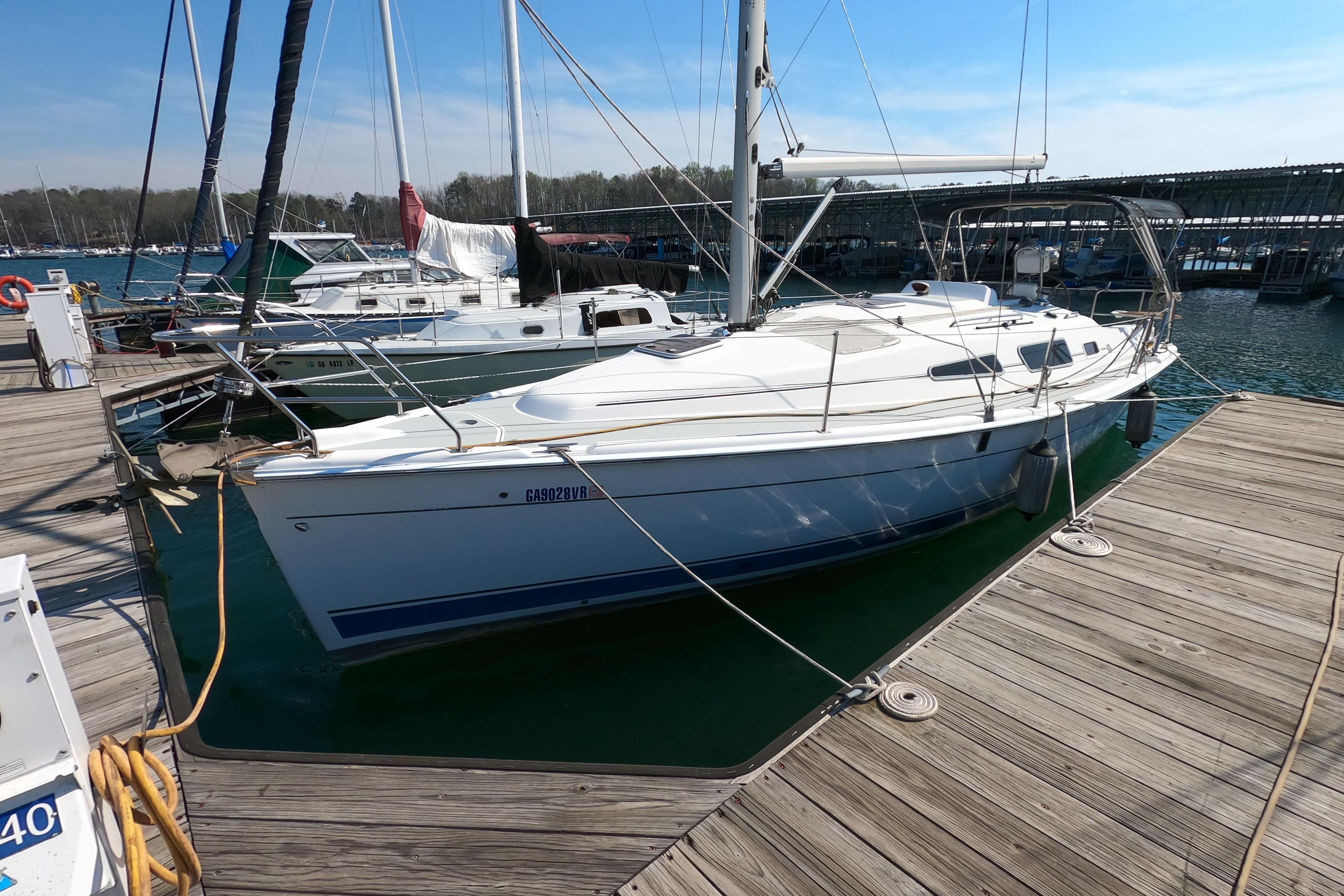 2006 Hunter 33