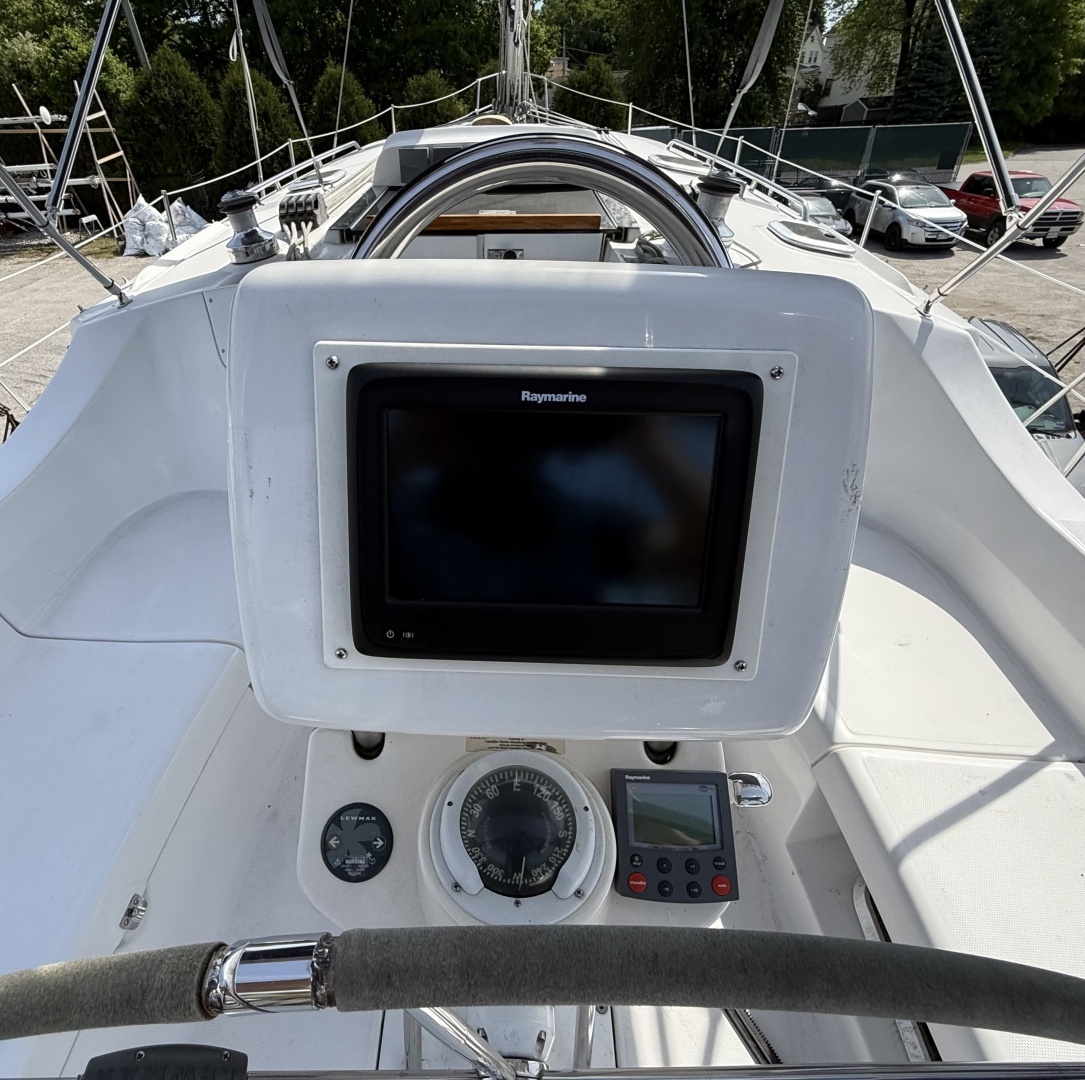 2005 Hunter — - Image 8