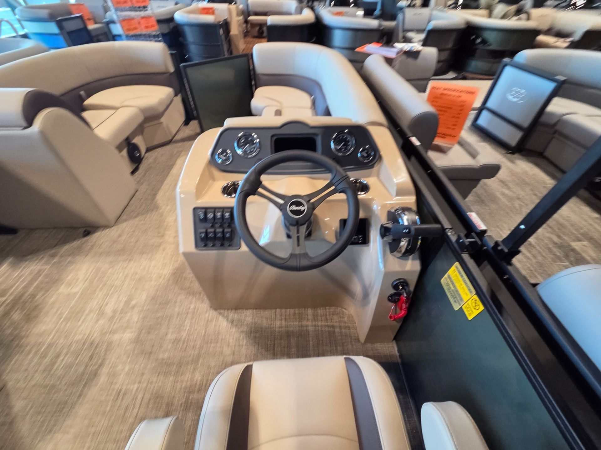 2026 Bentley Pontoons LE 200 CW - 12