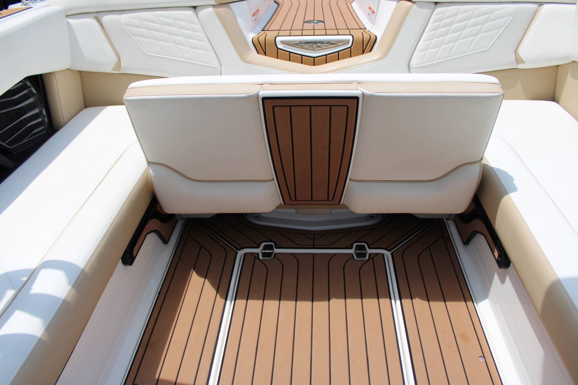 2022 Nautique G25 - 16
