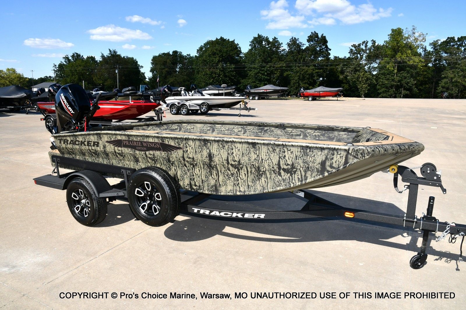 2026 Tracker Grizzly 1650 T Prairie Wings Edition w/50HP Mercury Tiller