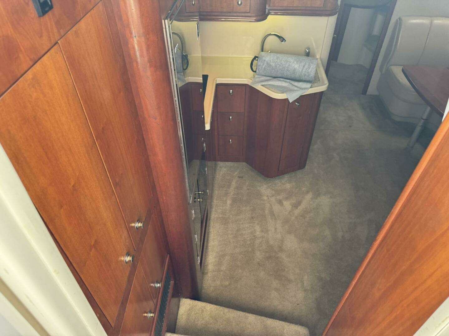 2003 Cruisers Yachts 3772 - Image 51