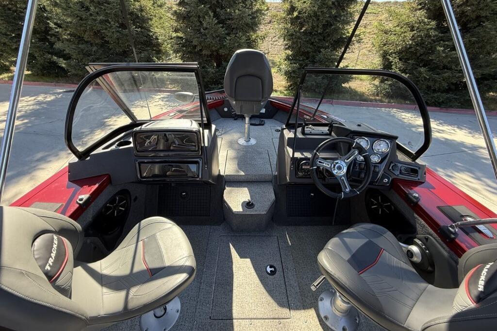 2024 Tracker Targa V-19 WT boat interior with dual consoles and comfortable seating.