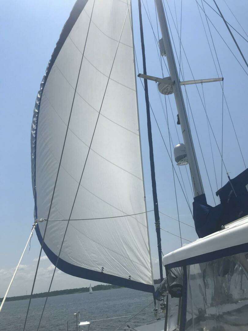2010 Broadblue 435 - Image 5