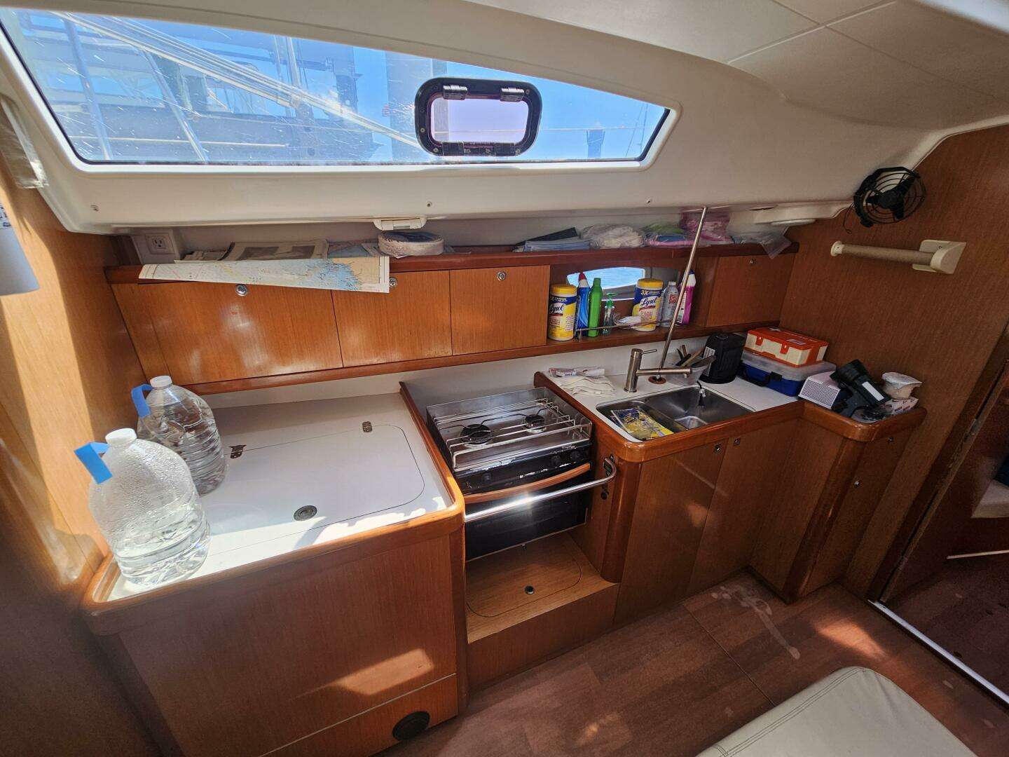 2009 Beneteau Cyclades 43.3 - Image 19