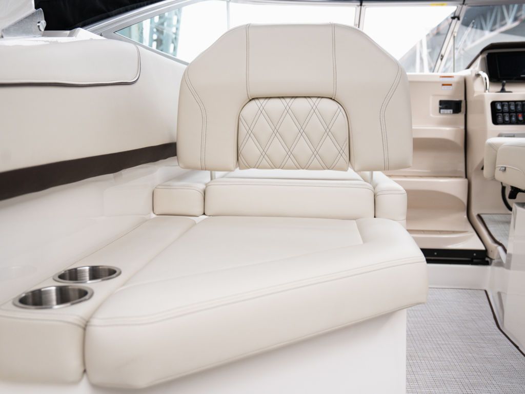 2026 Regal 26 Express - 9