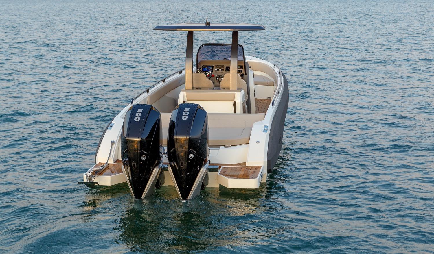Onda 371GT 2021 boat with dual engines on calm water.