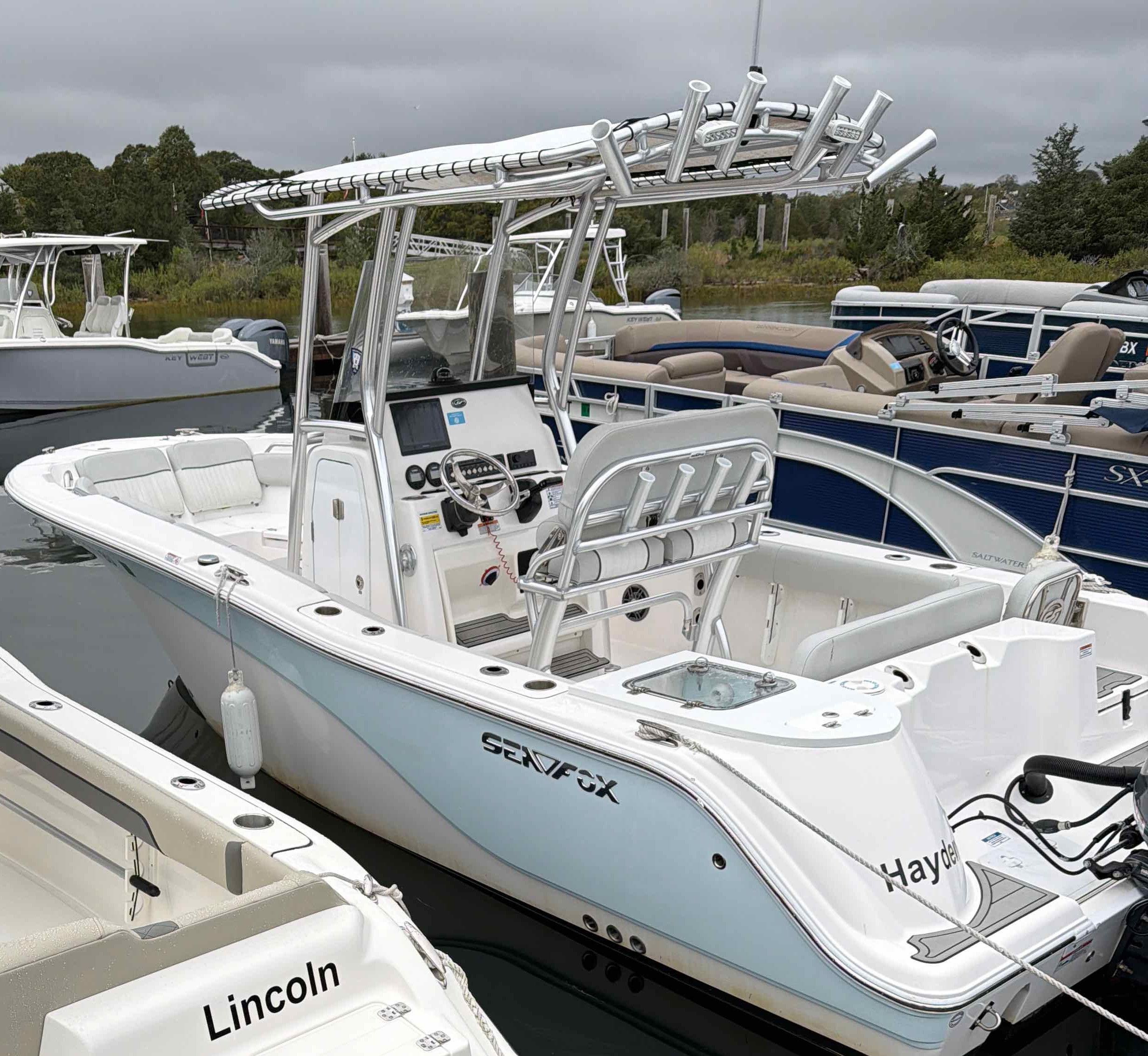 2023 Sea Fox 228 Commander