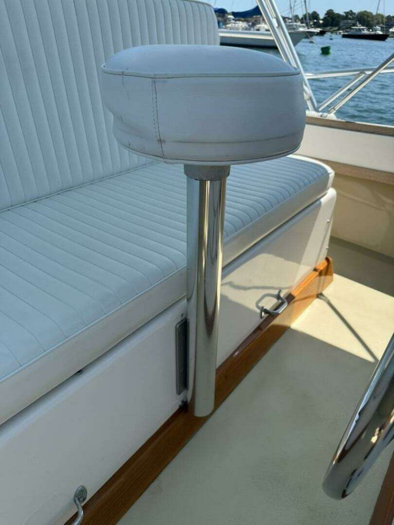 1986 Dusky 26 Custom - Image 24