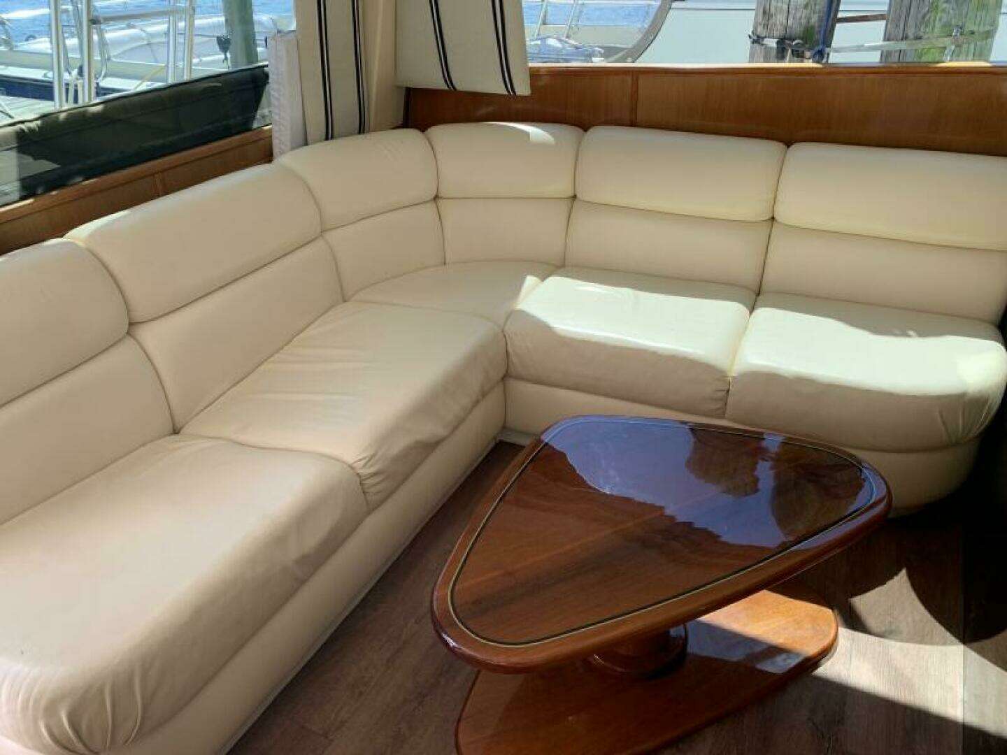 2000 Viking 50 Convertible Sportfish - Image 11