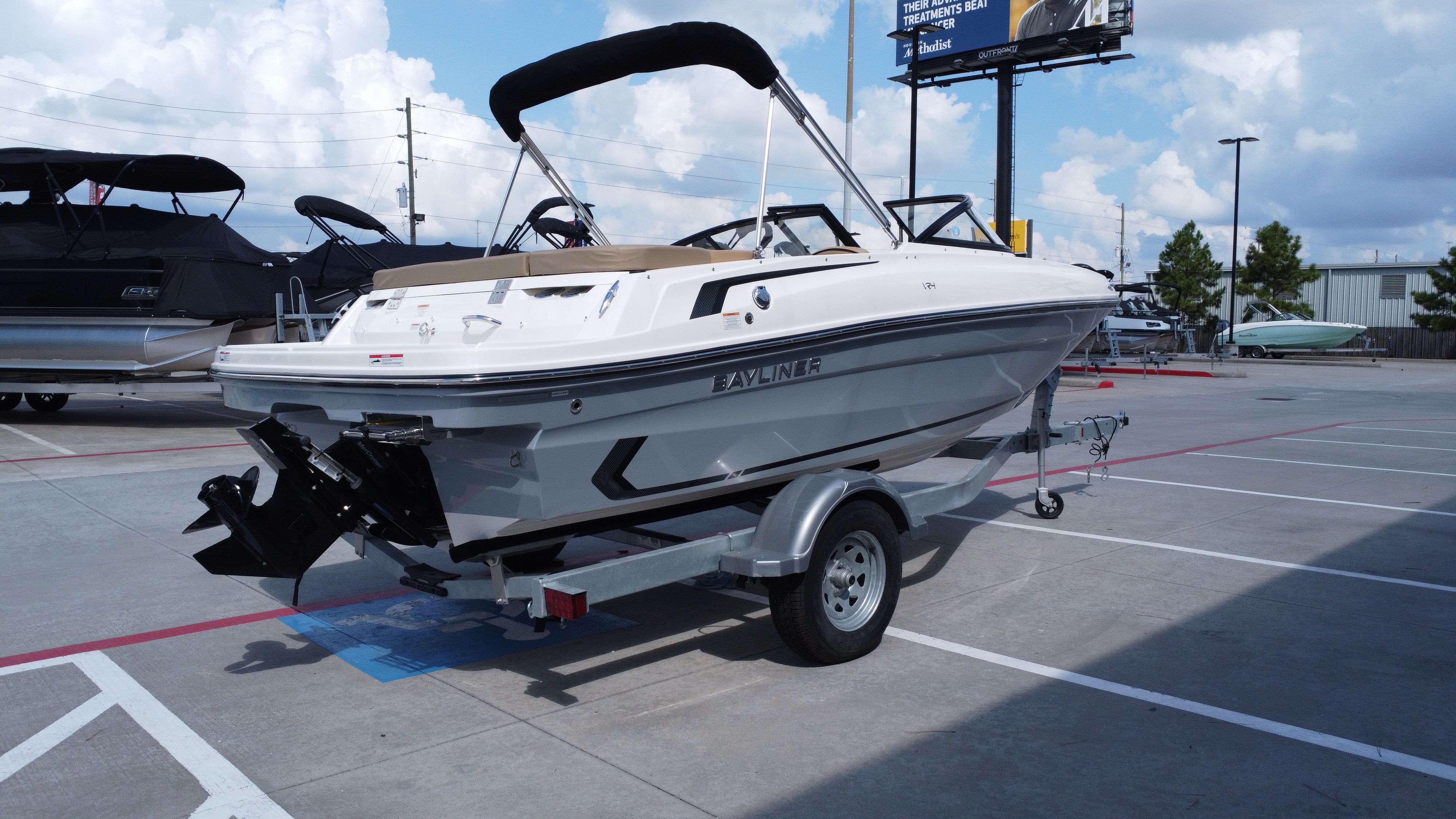 2024 Bayliner VR4 - 10