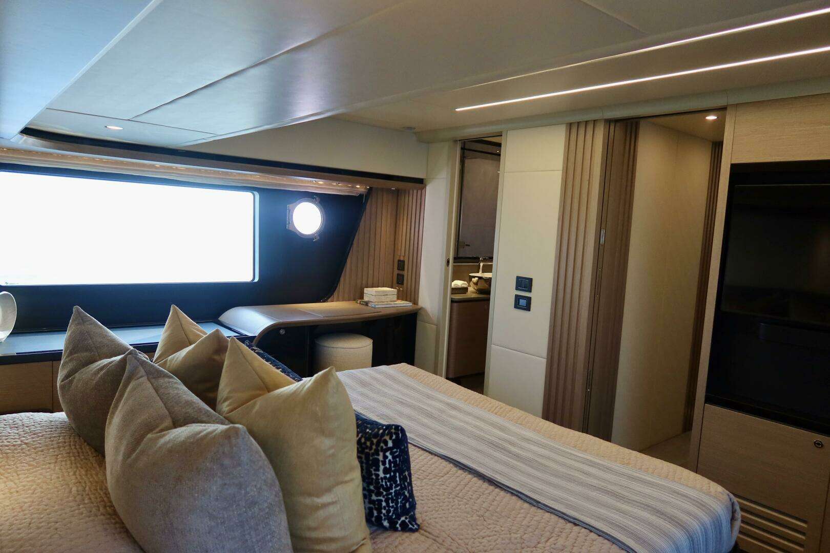2026 Absolute 58 Navetta - Image 29