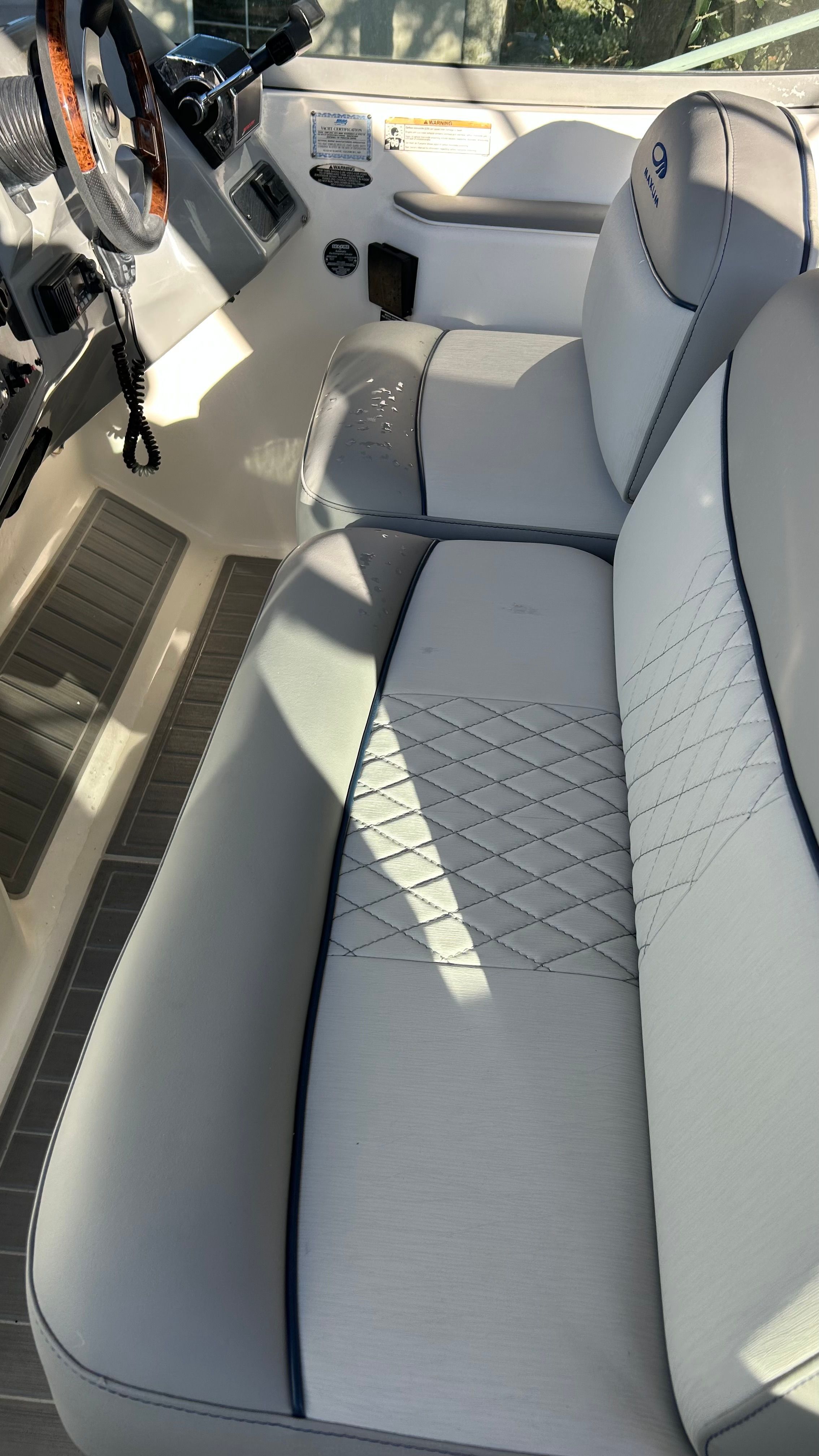 2006 Maxum 3300 SE - 36
