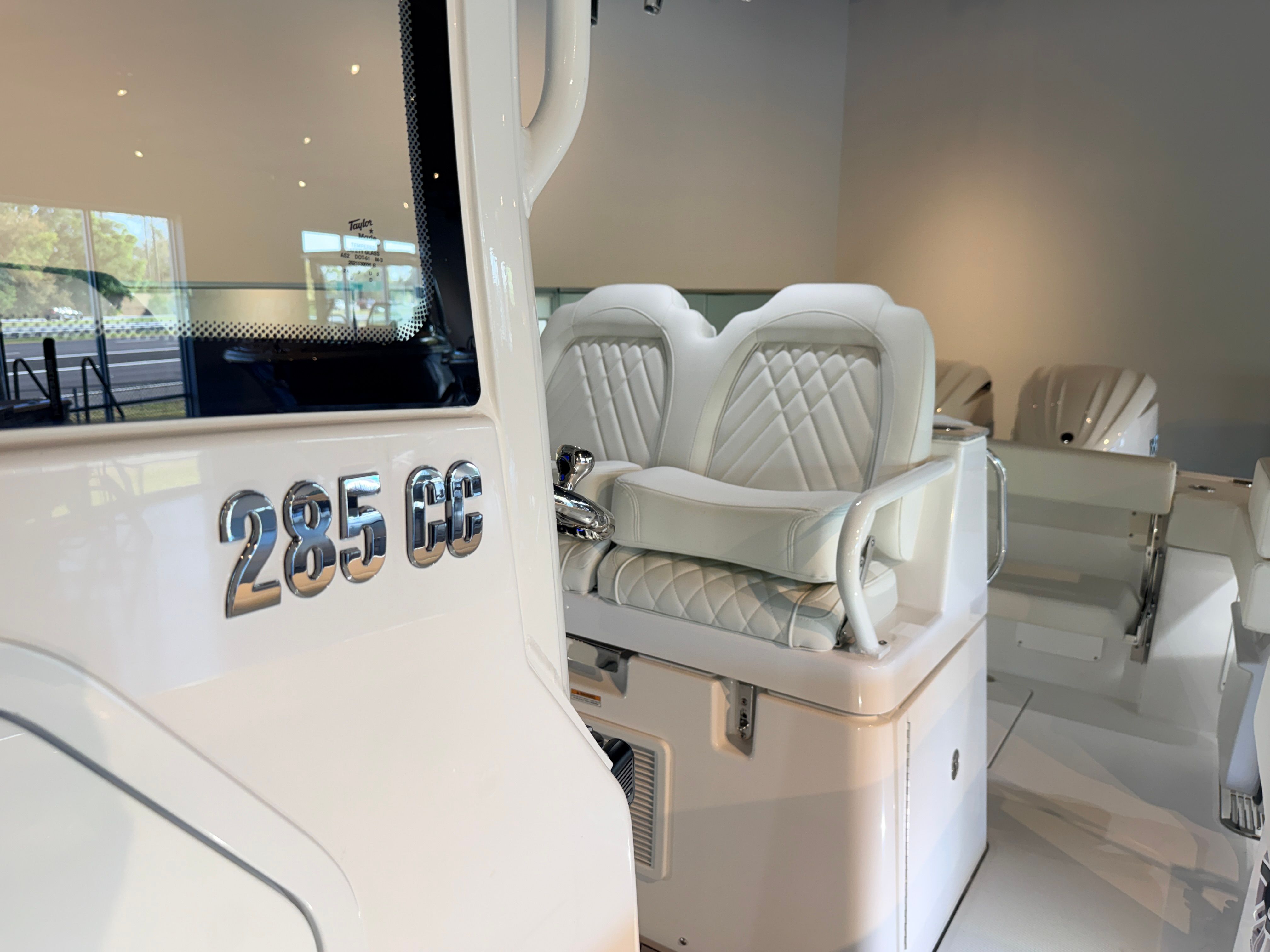 2026 Everglades 285 Center Console - 43