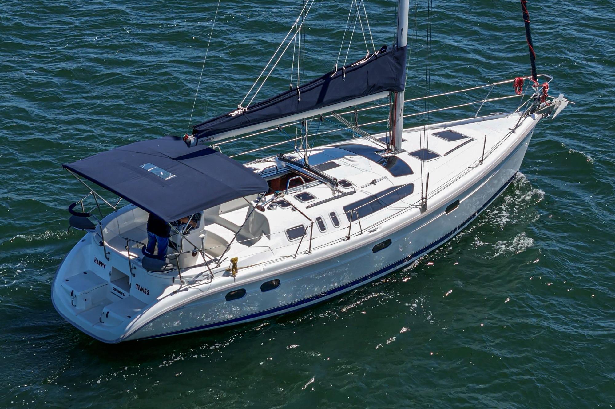 Sailing yacht Hunter 376, 1996 model, cruising on open water.