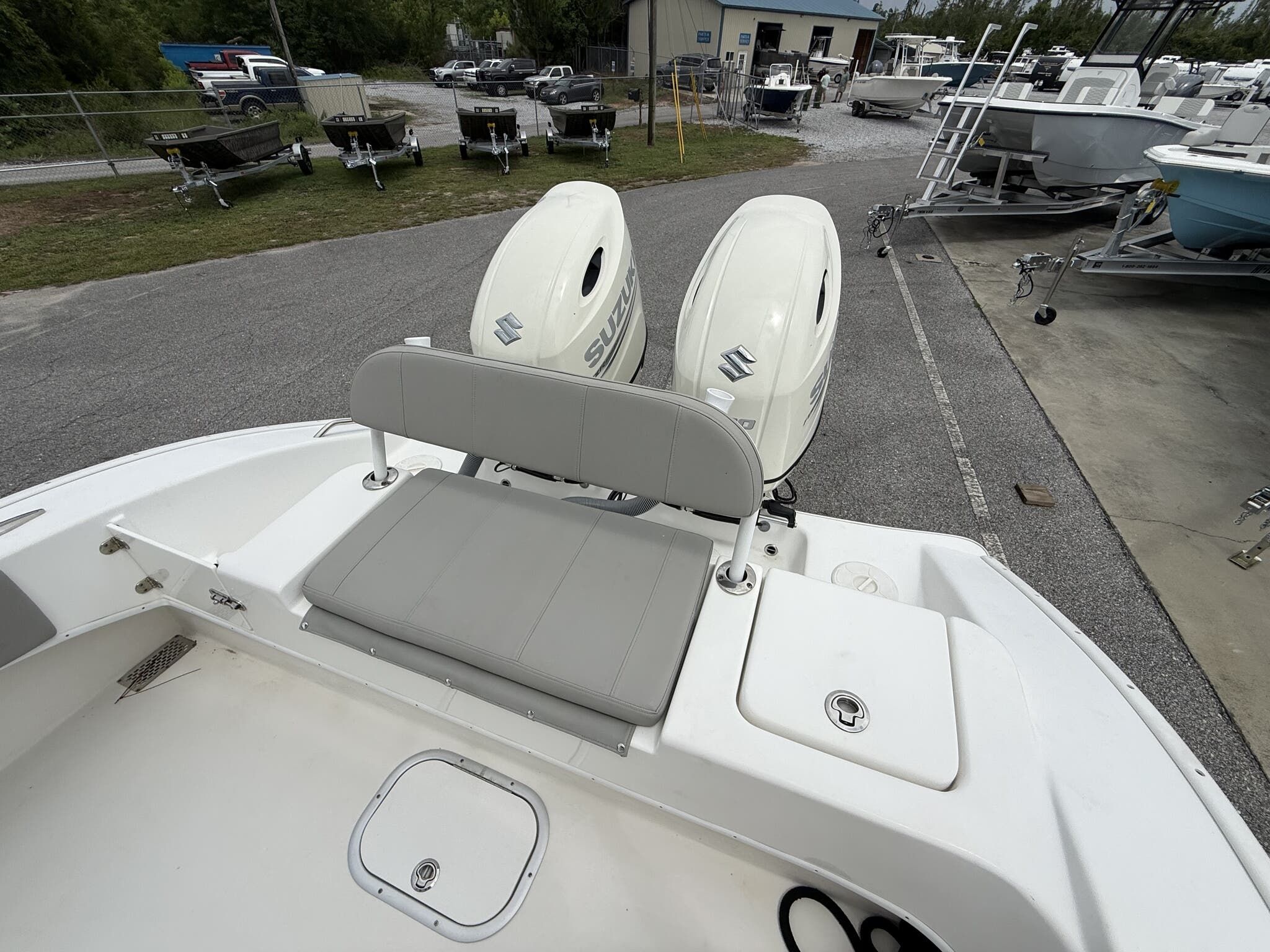 2021 Cape Horn XS 24 XS-160 HOURS-TWIN 200HP - 14