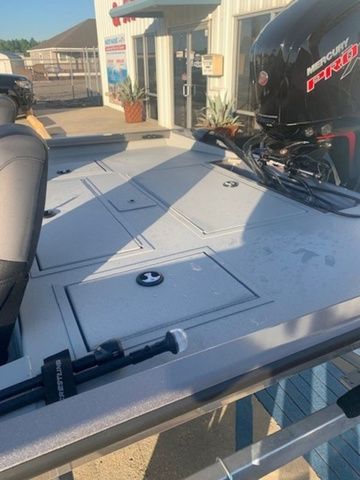 2023 Crestliner CFX18 - 7