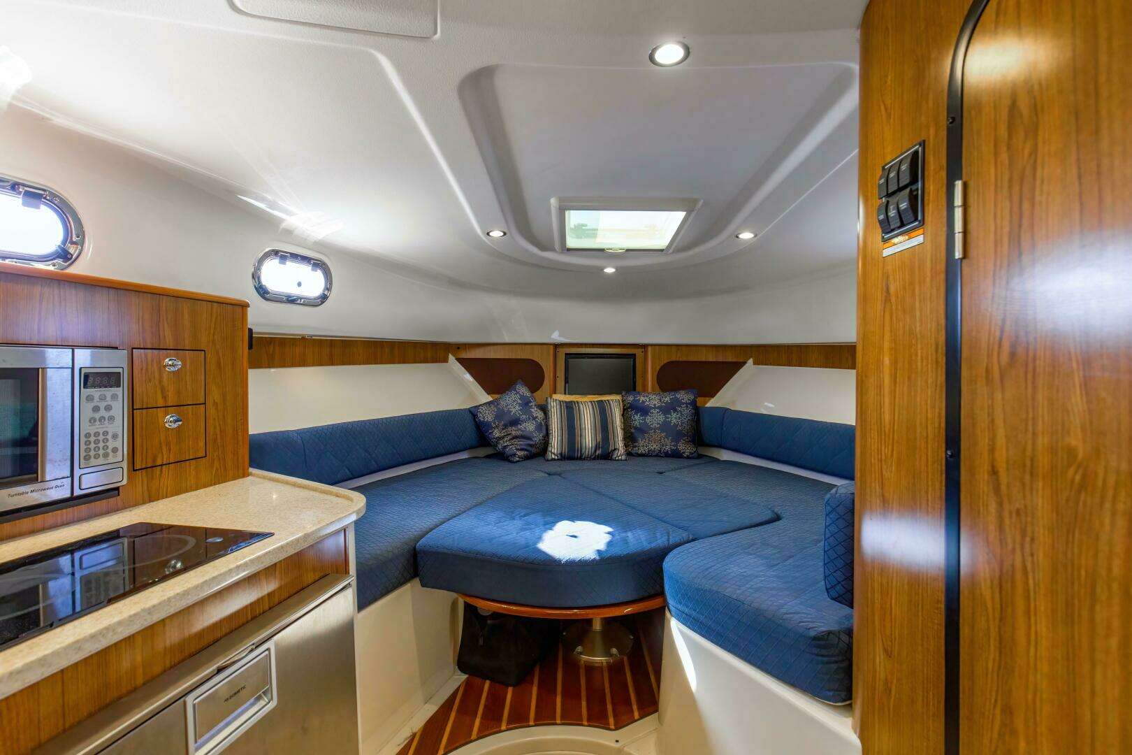 2012 Pursuit OS 345 Offshore - Image 23
