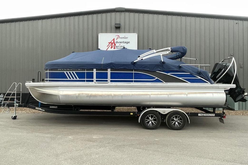2024 Bennington 23 LSB