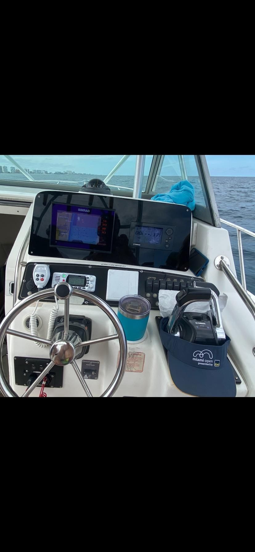 2001 Boston Whaler 28 Outrage