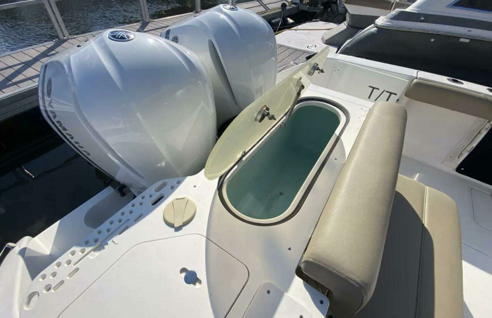 2015 Pursuit Sport - Image 6