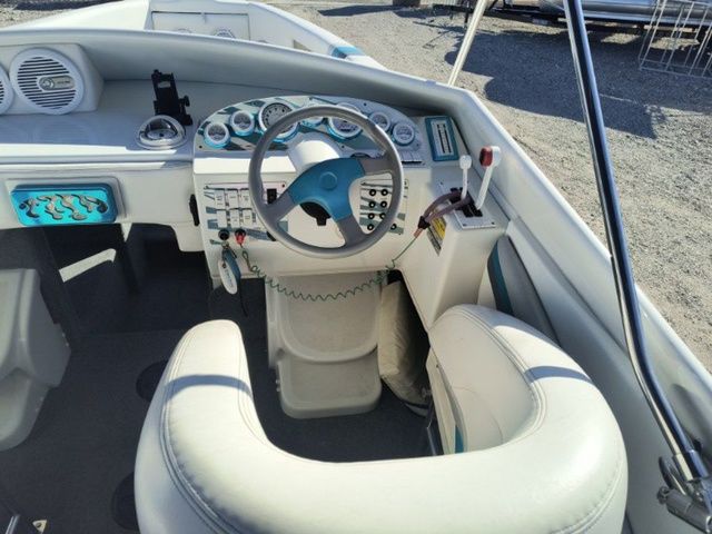 1997 BAJA Performance Boats Outlaw 24 Open Bow - 7