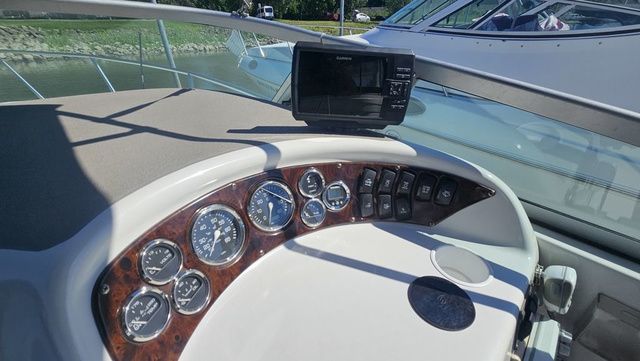 2000 Crownline 242 CR - 15