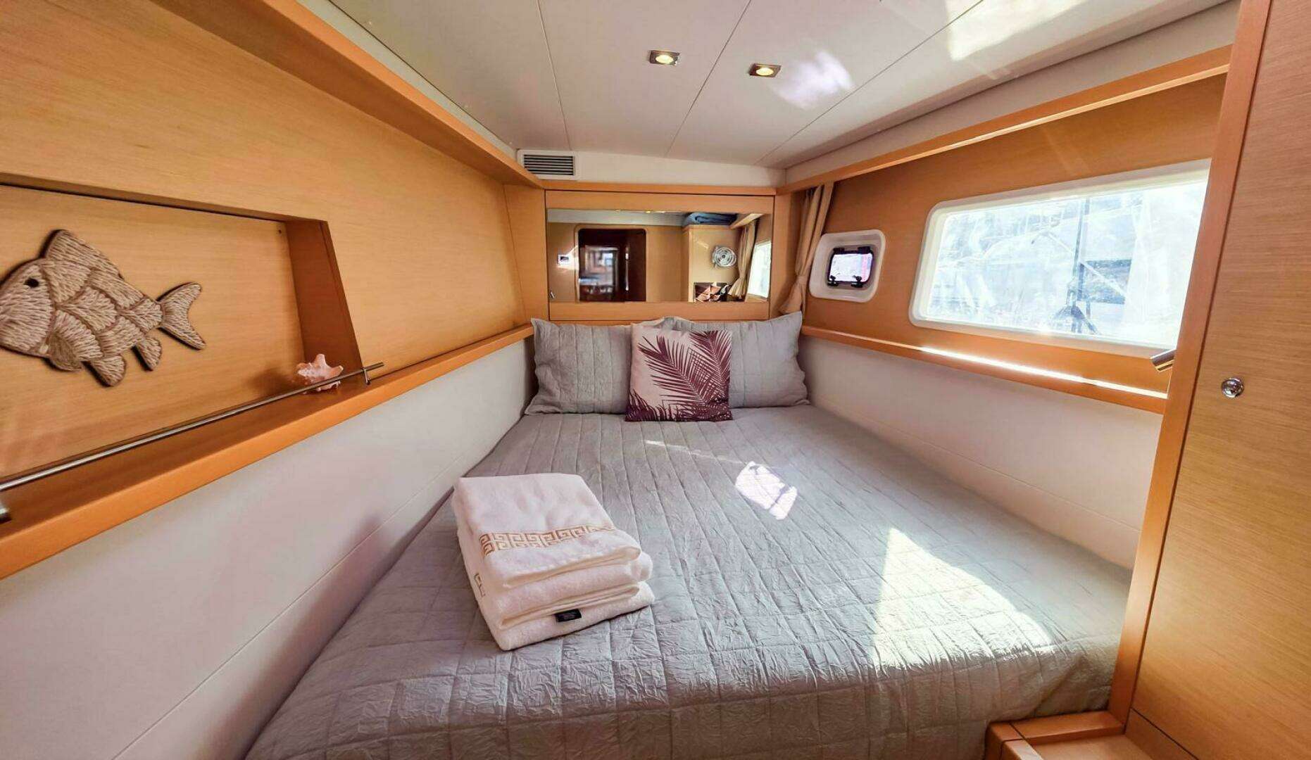 2016 Lagoon 450 - Image 12
