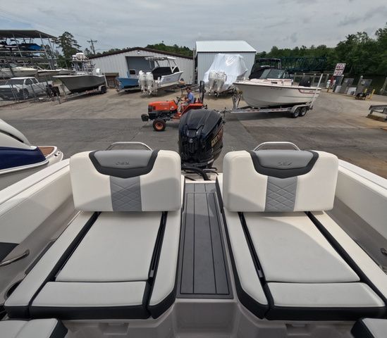 2025 Chaparral OSX 250 - 6
