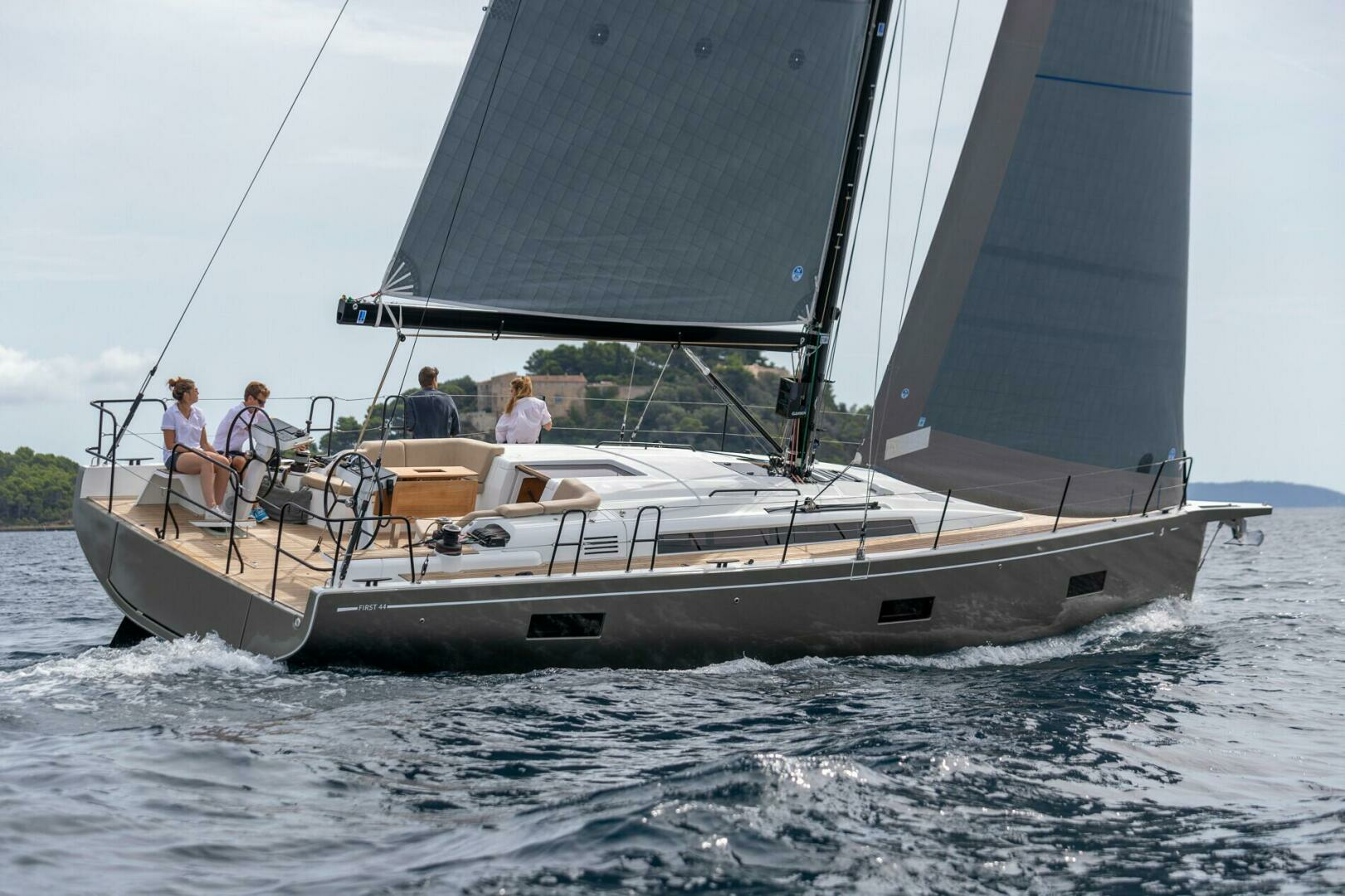 2025 Beneteau First 44 - Image 4