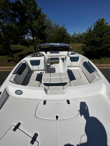 2023 Tahoe 1950 boat with spacious seating and modern design.
