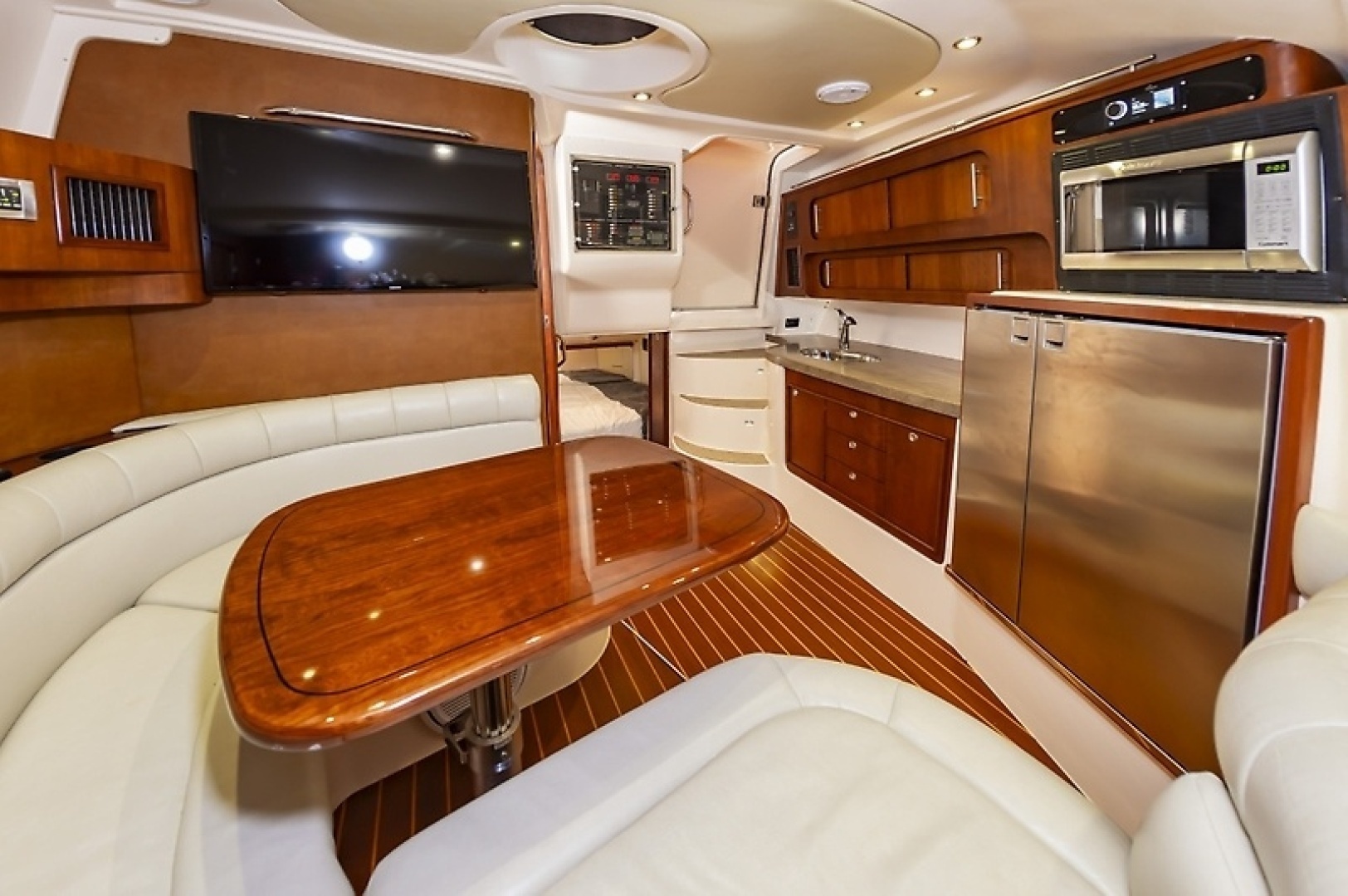 2014 Grady-White Express 370 - Image 51