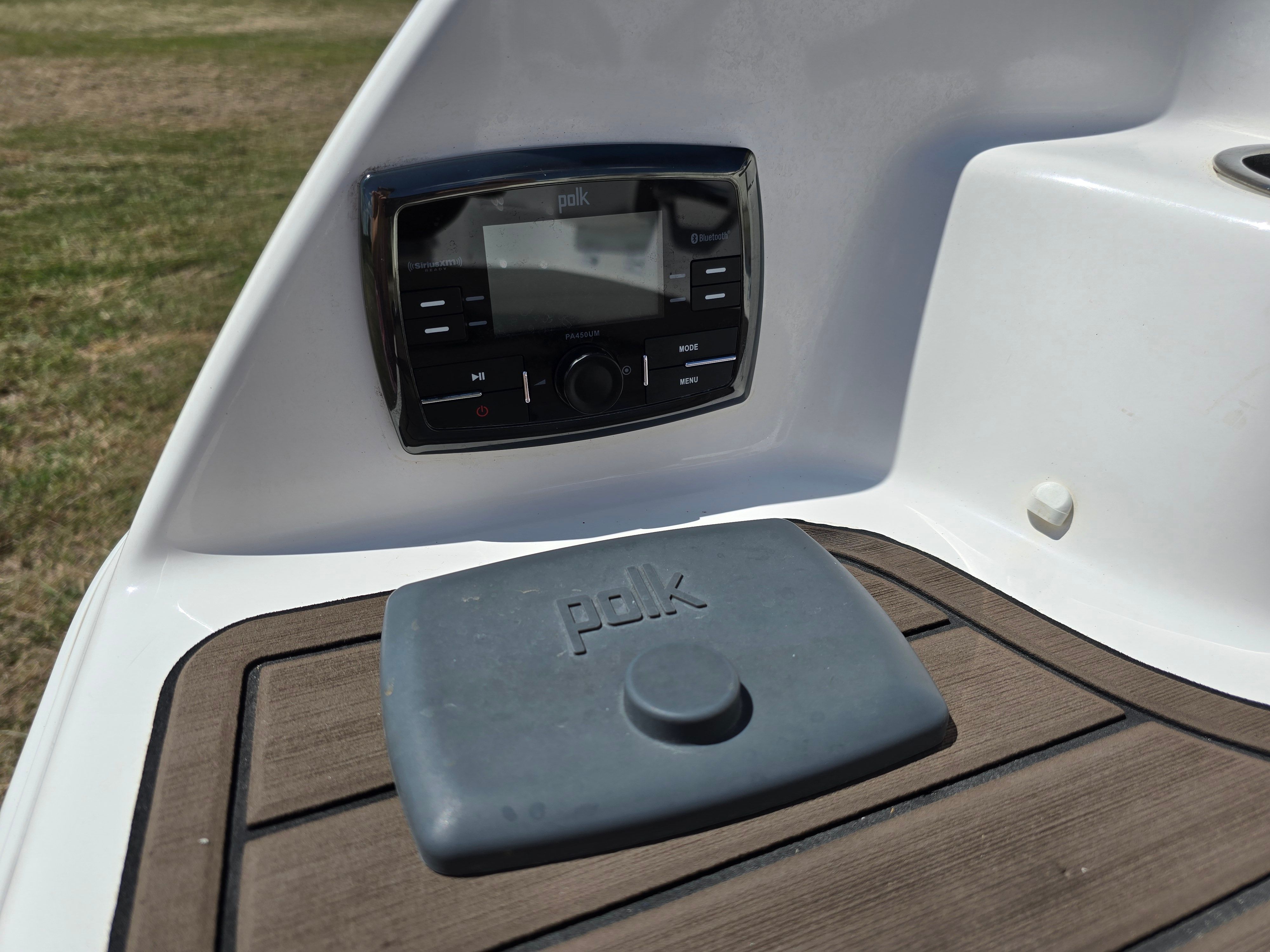 2015 Yamaha Boats 242 Limited S - 44