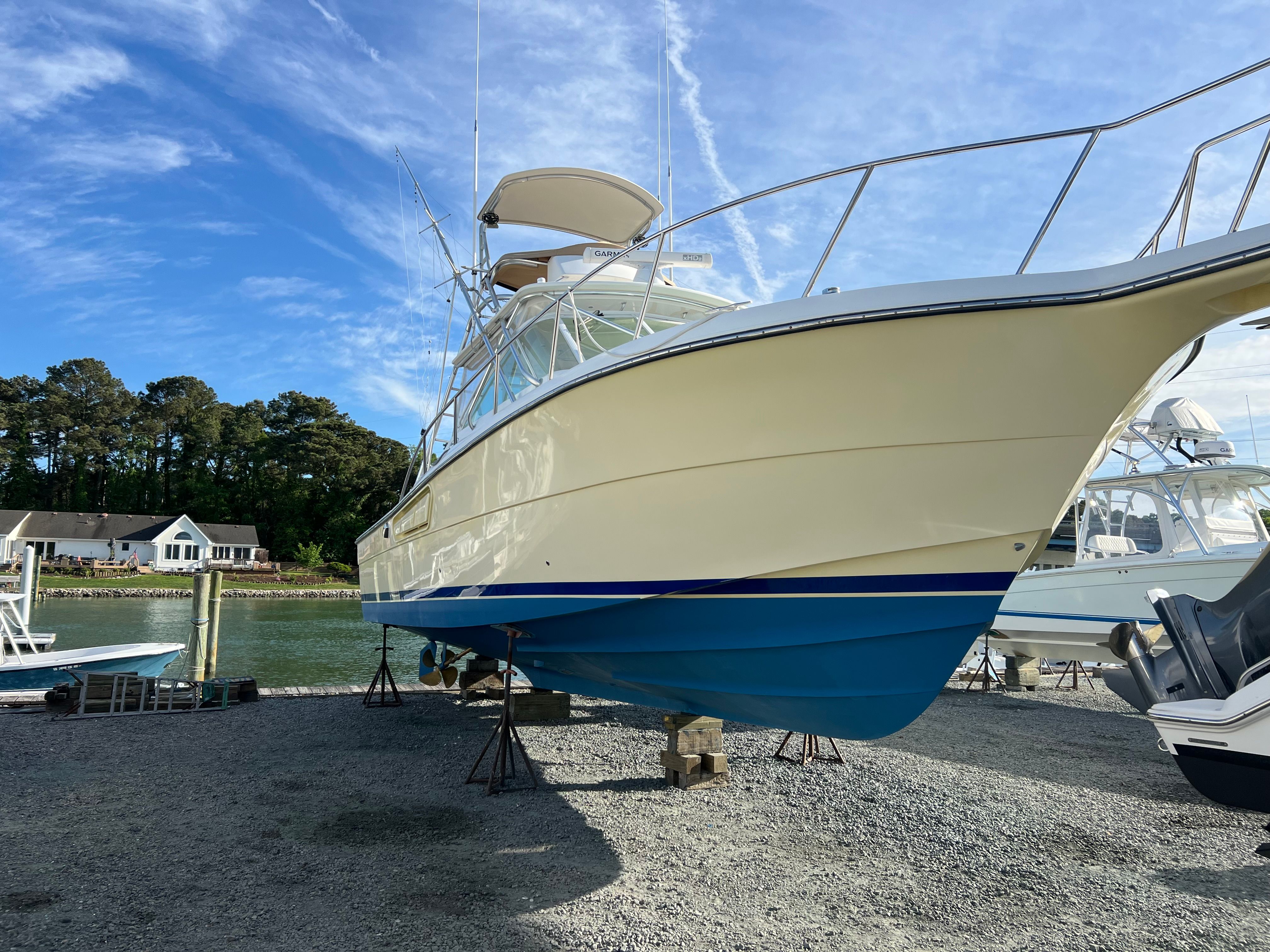 2004 Rampage 38 Express - 6