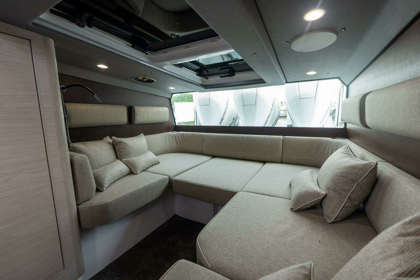 2024 Axopar Axopar 45 XC - Image 10