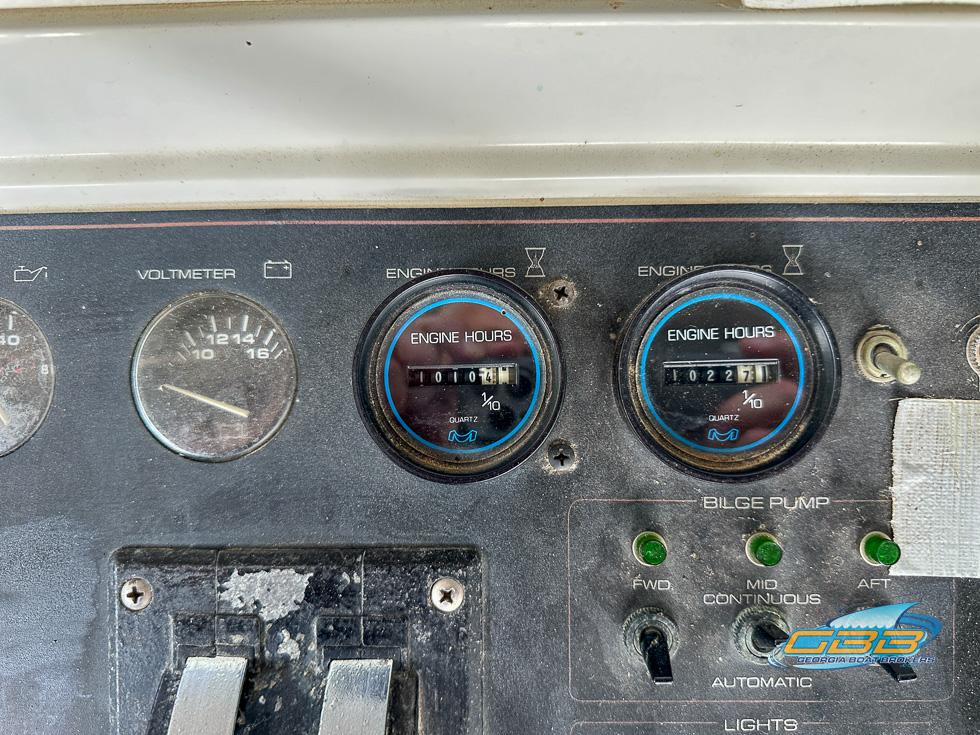1989 Carver 3807 Aft Cabin Motor Yacht - 69