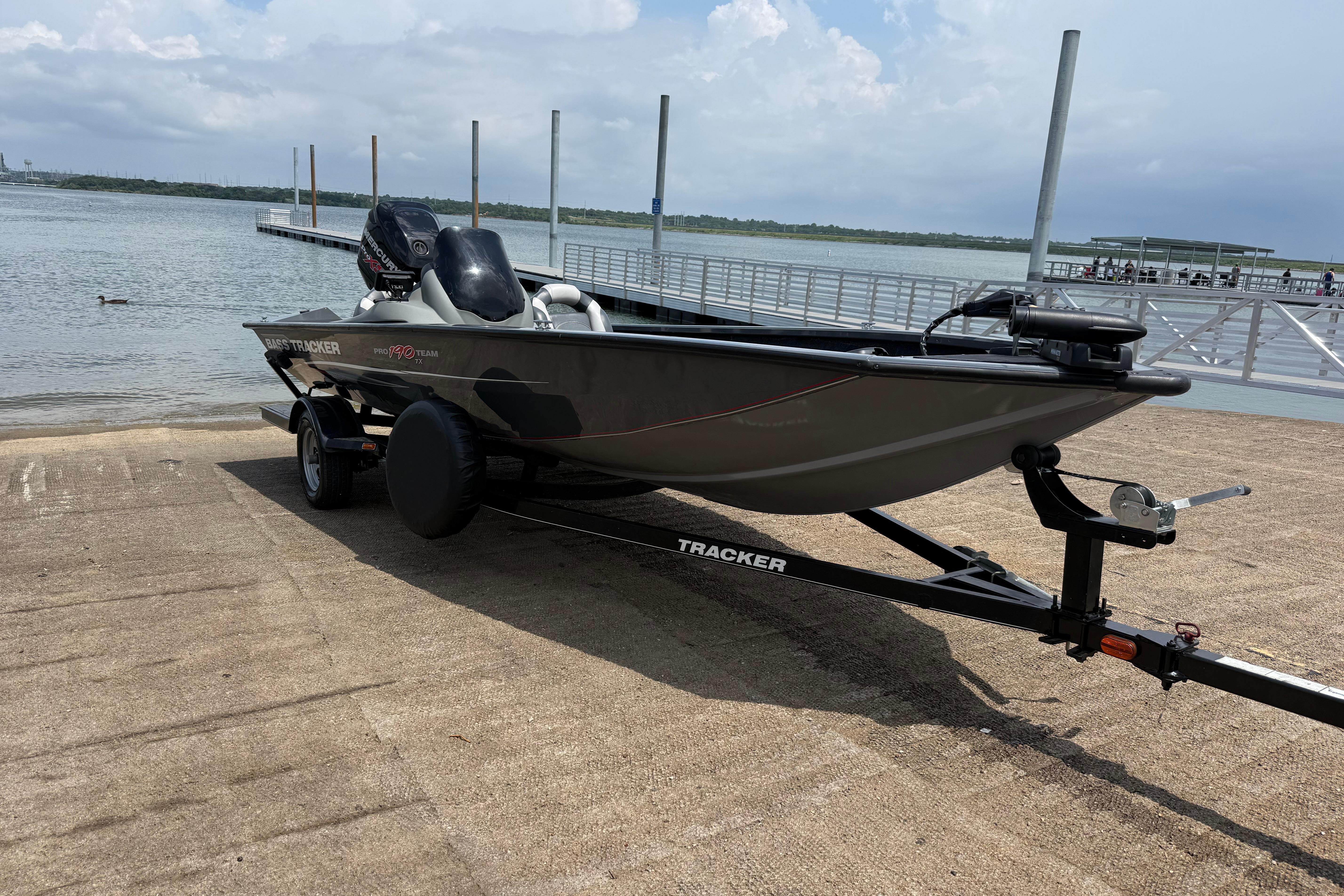 2015 Tracker Pro Team 190 TX