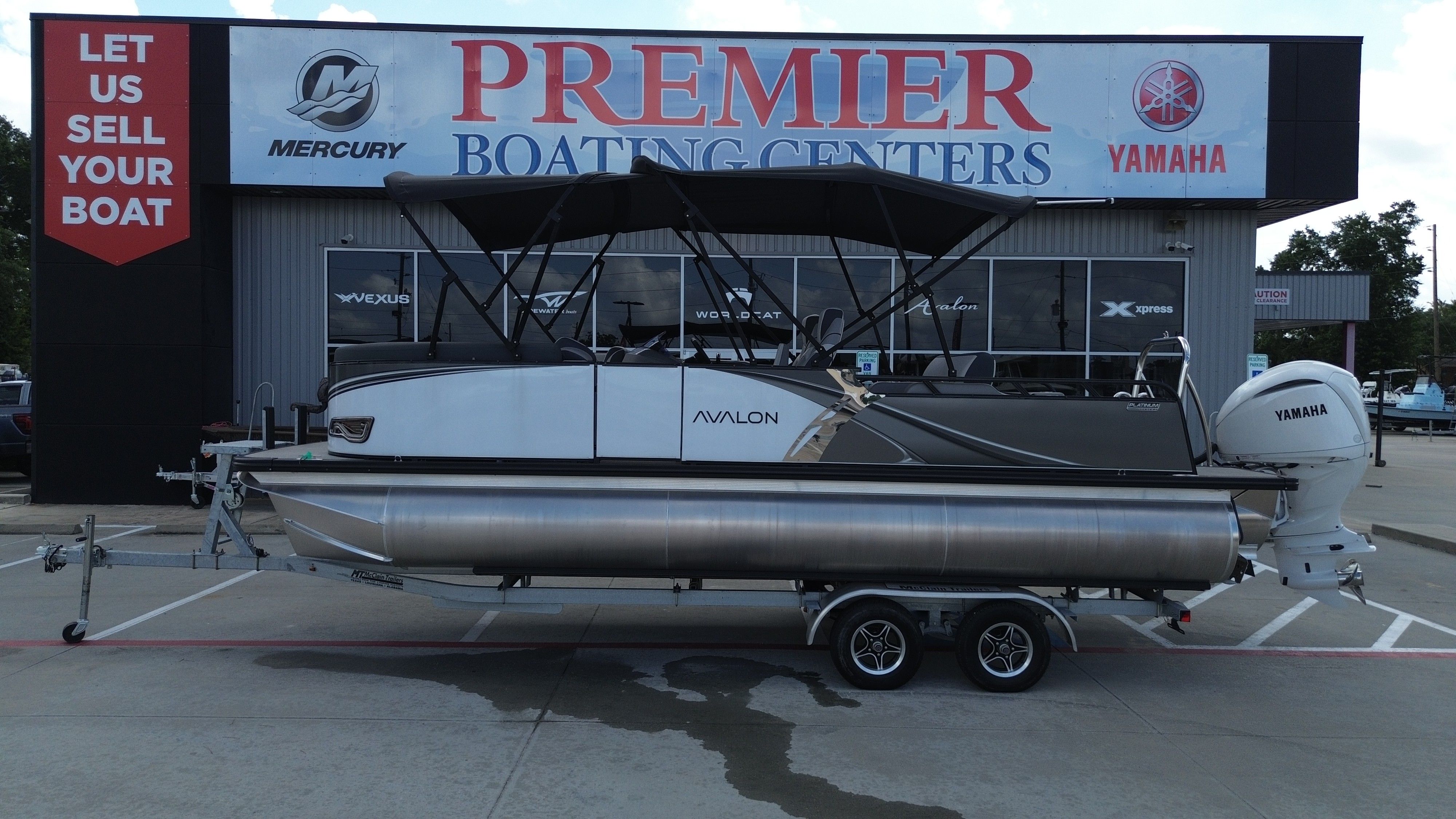 2025 Avalon LSZ Versatile Rear Bench - 23'
