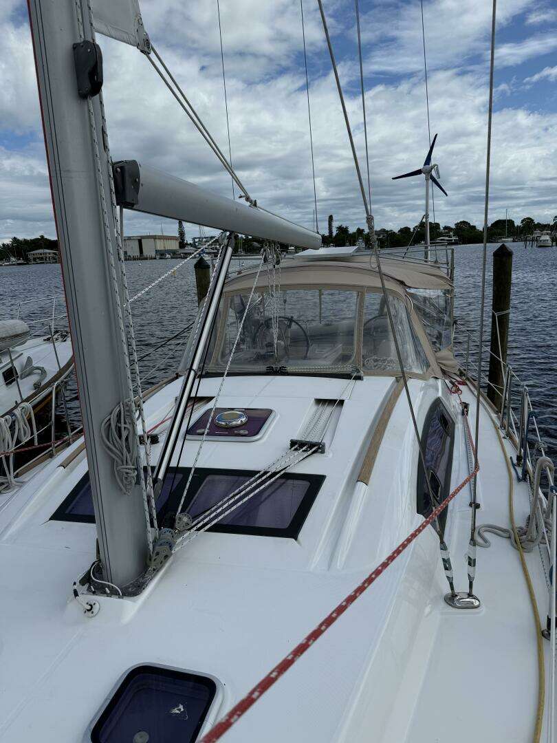 2012 Beneteau 43 - Image 20