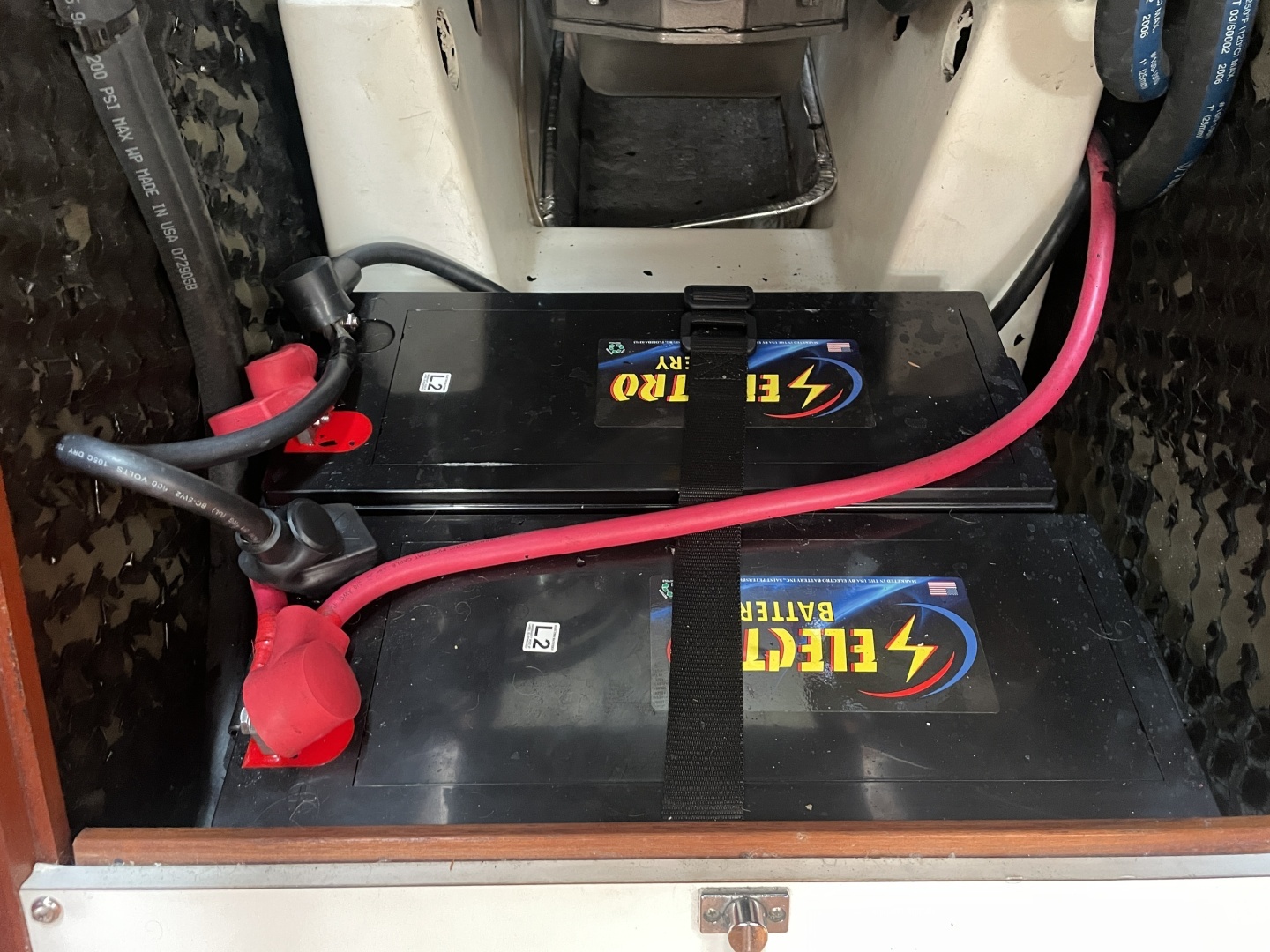 2007 Beneteau 423 - Image 12