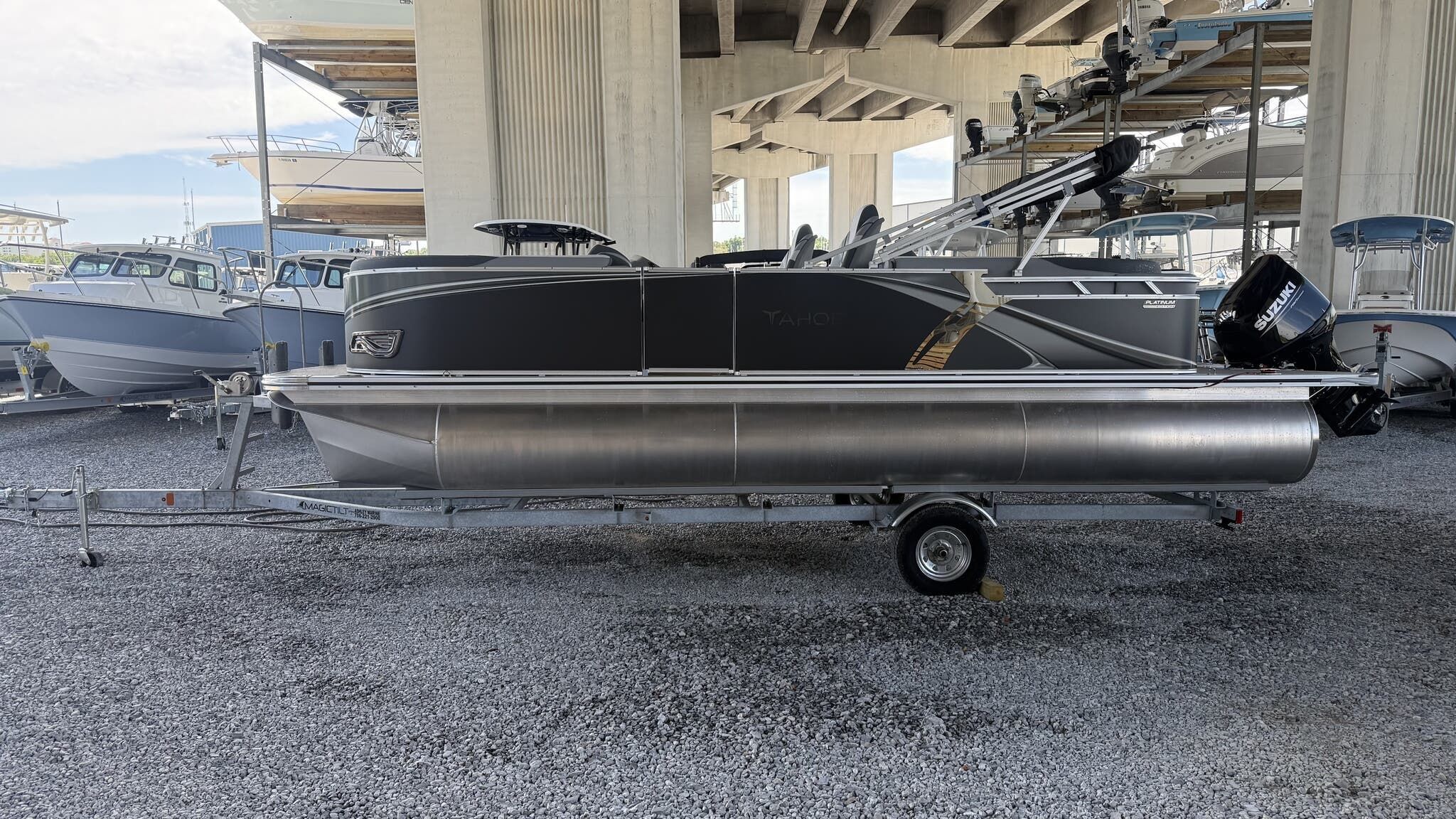 2026 Tahoe Pontoon Boats LTZ 23 QUAD LOUNGER-140HP - 3