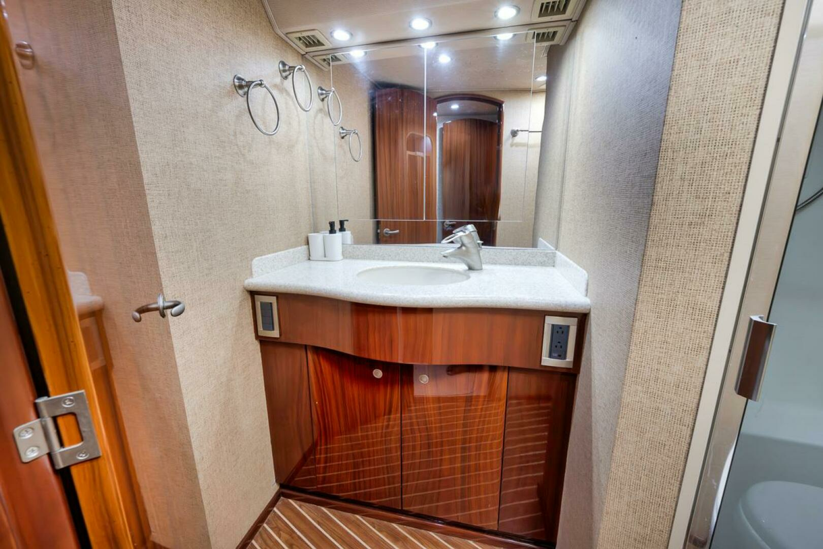 2007 Viking 52 Sport Coupe - Image 38