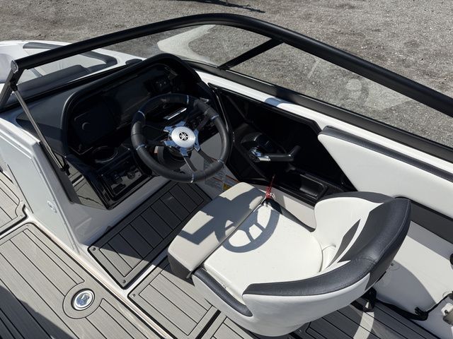 2024 Yamaha Boats 195S - 7