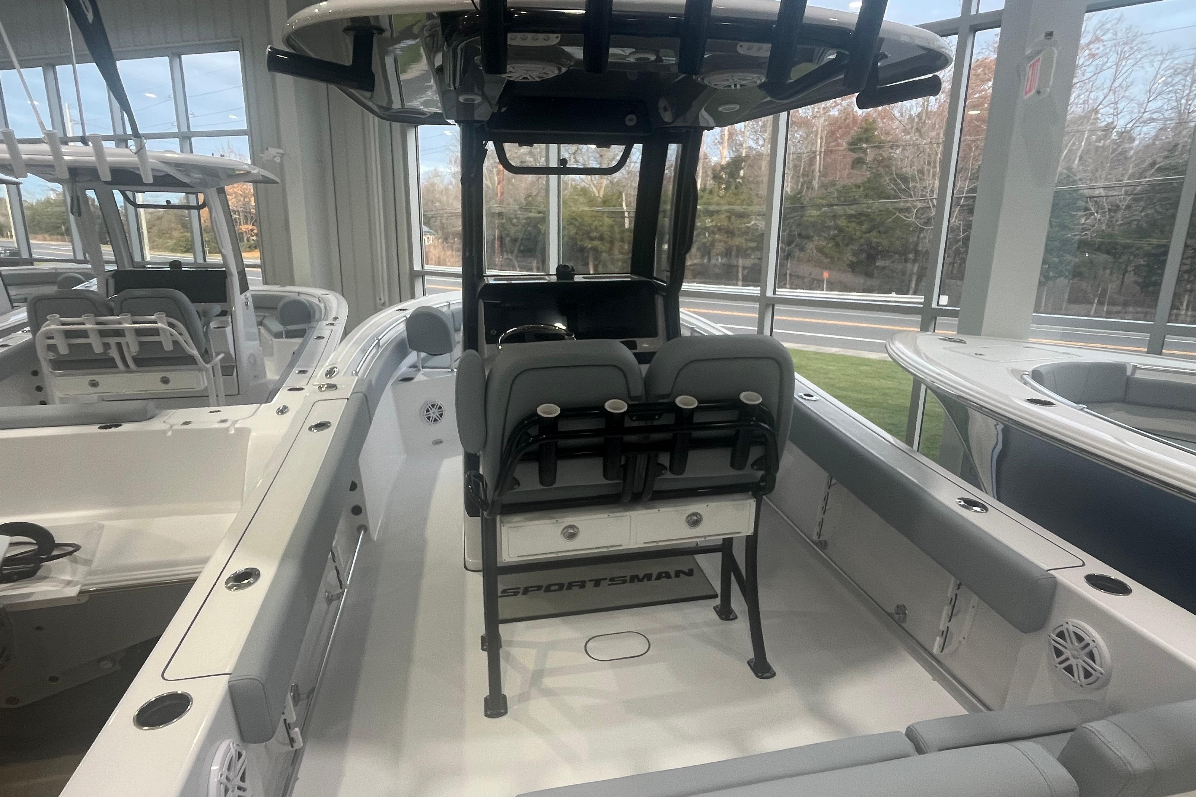 2026 Sportsman Heritage 231 Center Console boat interior with seating and console features.