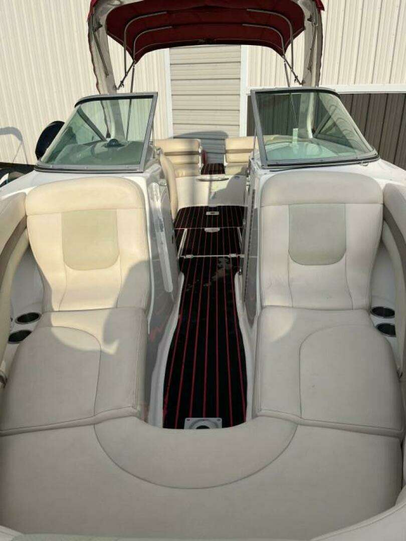2006 Chaparral 256 SSi - Image 12
